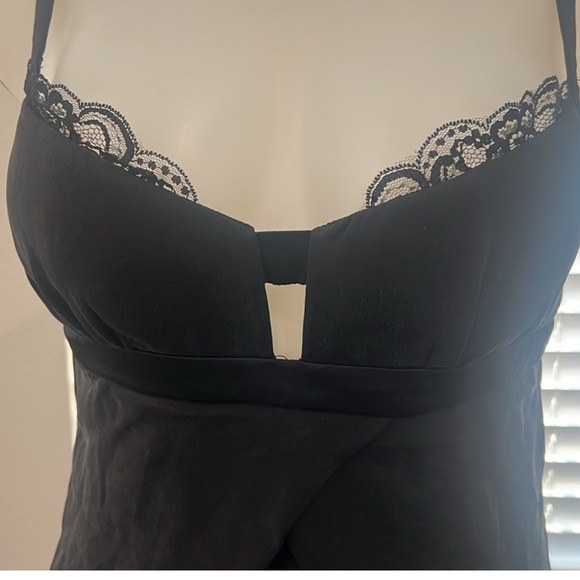 Bebe 100% Silk with built-in bra Dress Sz S - Picture 2 of 9